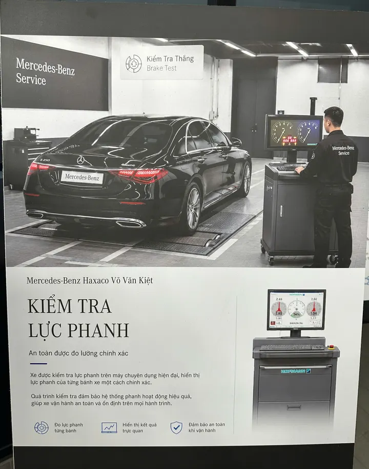 Máy kiểm tra lực phanh từng bánh tại khu dịch vụ Mercedes-Benz Haxaco Võ Văn Kiệt