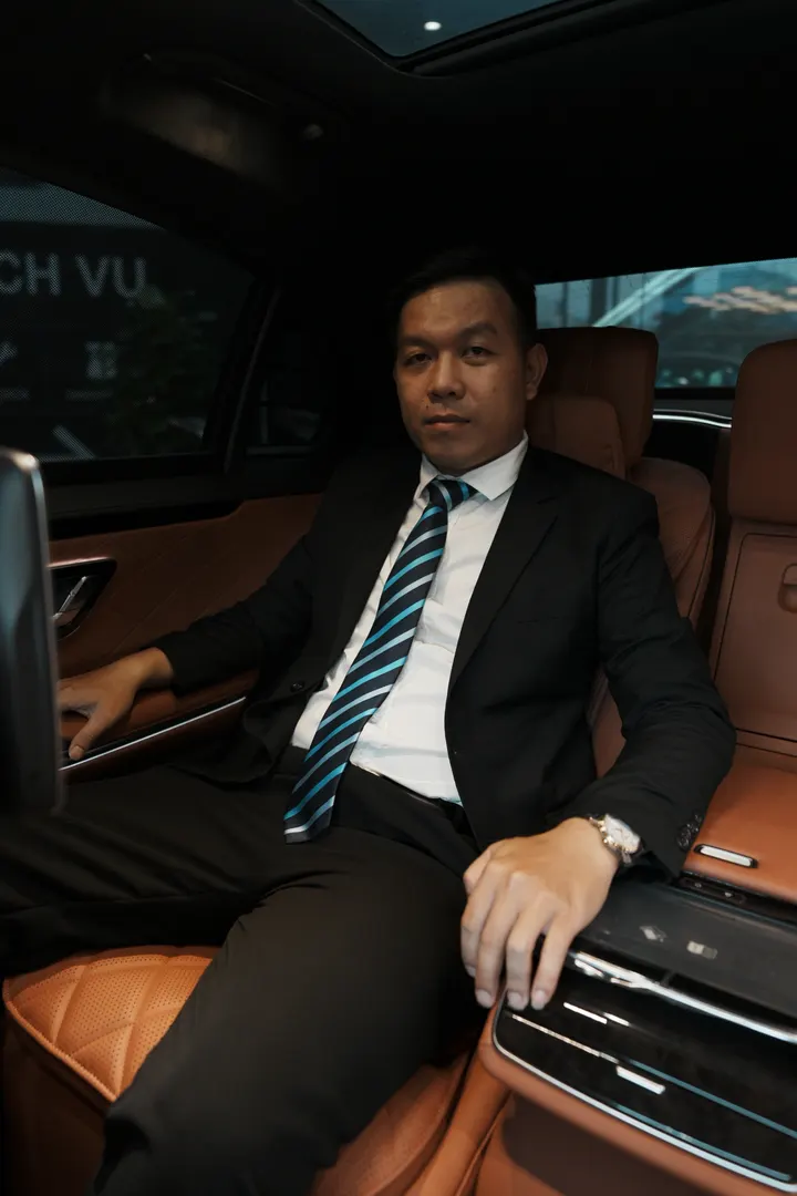 Hàng ghế sau Mercedes S 450 4MATIC Luxury, 