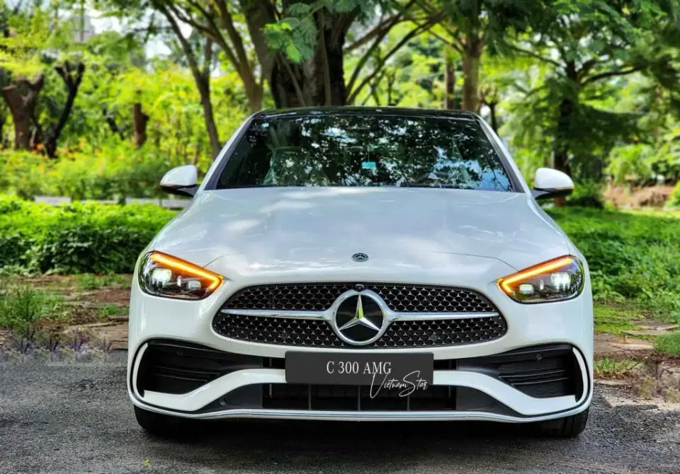 Mercedes-Benz C 300 AMG – hình ảnh 3