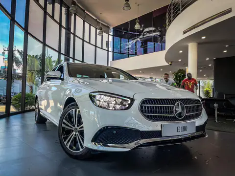 Mercedes-Benz E 180 Avantgarde