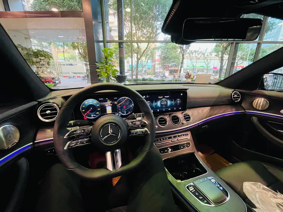 Mercedes-Benz E 350 e – hình ảnh 5