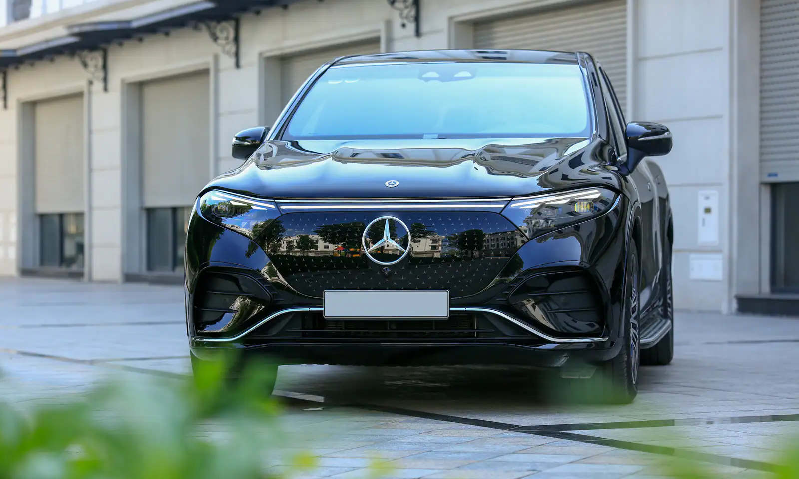 Mercedes-Benz EQS 500 4MATIC SUV – hình ảnh 1