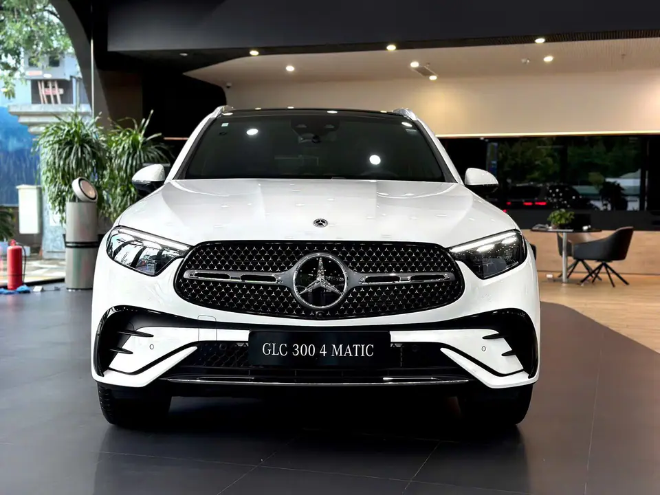 Mercedes-Benz GLC 300 4MATIC – hình ảnh 2
