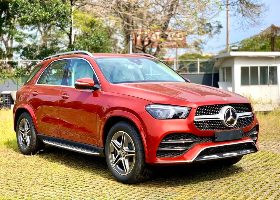 Mercedes-Benz GLE 400 e 4MATIC – hình ảnh 2